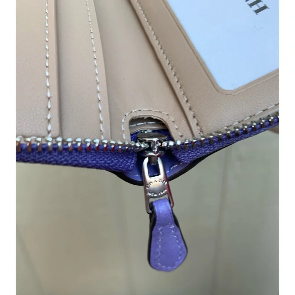 NWT Coach Medium Zip Checkerboard Wallet in Light Violet Chalk